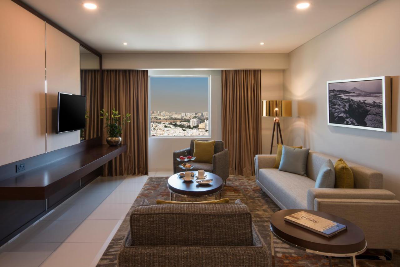 Fraser Hotel Mascate